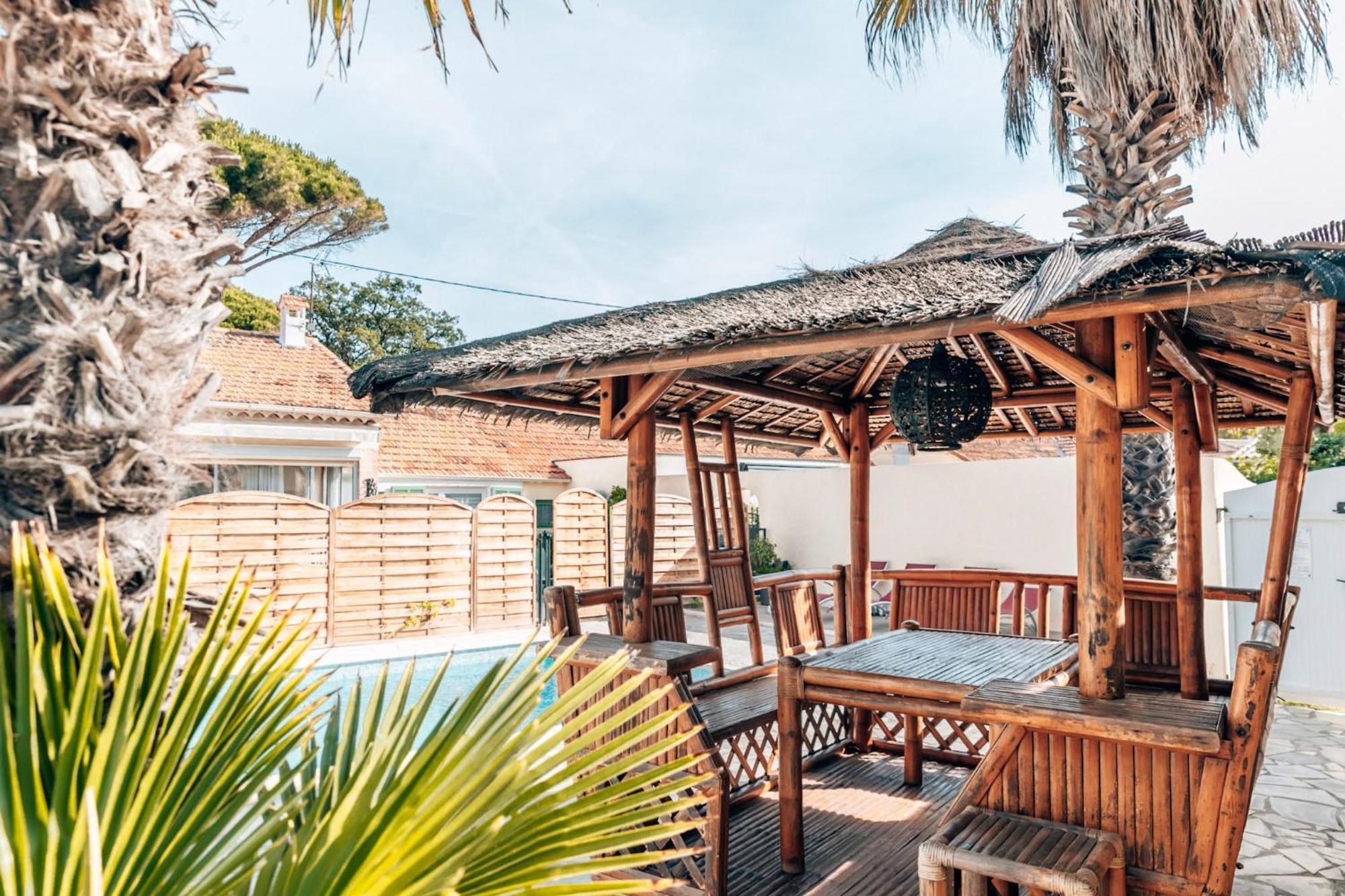 Reve D'Azur, Mazet En Bord De Mer, Parking, Piscine Partagee, Terrasse Bbq & Draps Inclus La Nartelle, 1 Salon, 1 Chambre, 1 Cuisine , 1 Sdb Σαιντ-Μαξίμ Εξωτερικό φωτογραφία