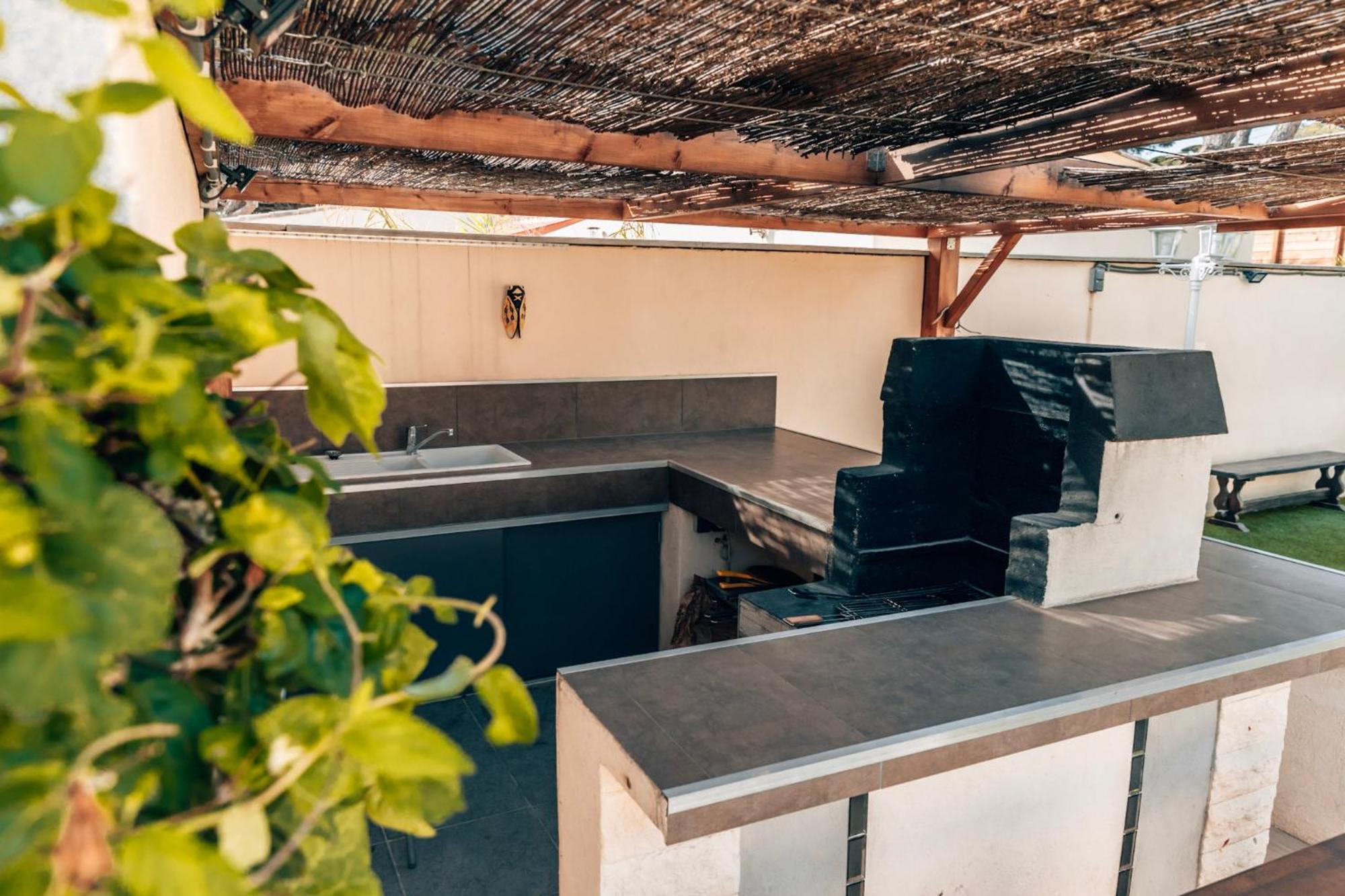 Reve D'Azur, Mazet En Bord De Mer, Parking, Piscine Partagee, Terrasse Bbq & Draps Inclus La Nartelle, 1 Salon, 1 Chambre, 1 Cuisine , 1 Sdb Σαιντ-Μαξίμ Εξωτερικό φωτογραφία