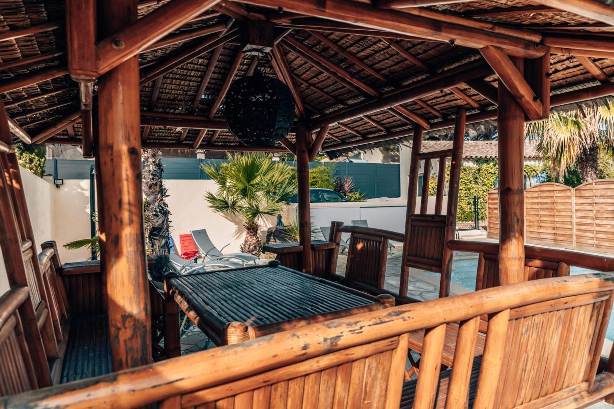 Reve D'Azur, Mazet En Bord De Mer, Parking, Piscine Partagee, Terrasse Bbq & Draps Inclus La Nartelle, 1 Salon, 1 Chambre, 1 Cuisine , 1 Sdb Σαιντ-Μαξίμ Εξωτερικό φωτογραφία