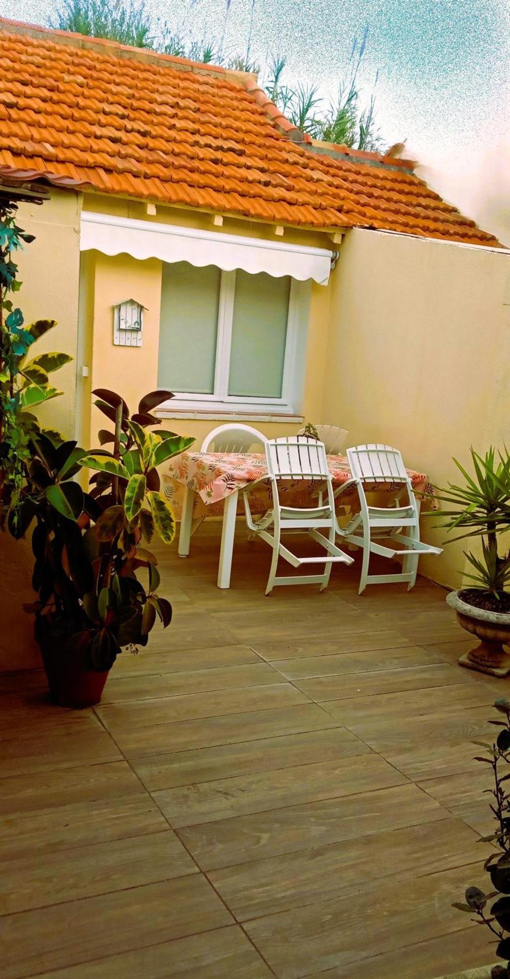 Reve D'Azur, Mazet En Bord De Mer, Parking, Piscine Partagee, Terrasse Bbq & Draps Inclus La Nartelle, 1 Salon, 1 Chambre, 1 Cuisine , 1 Sdb Σαιντ-Μαξίμ Εξωτερικό φωτογραφία